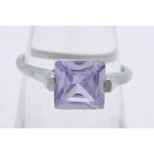 VTG Silver Tone Purple Faceted Cut Glass Rhinestone Princess Cut Ring Size 6.5